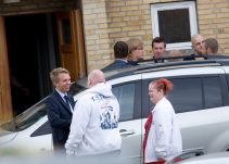En af landsmødedeltagerne var iført en trøje fra det nazistiske tøjmærke Thor Steinar. (Foto: Redox).