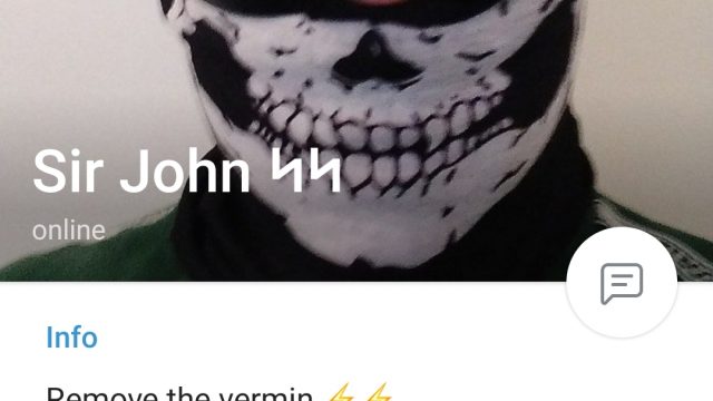 Jonatan Planck Jørgensen går på Telegram under navnet "Sir John". Her deler i 2023 også flere billeder af sig selv.